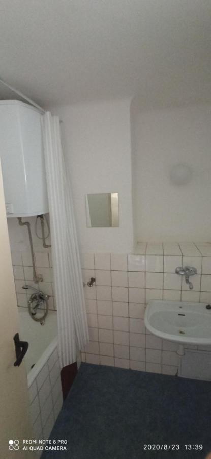 Room In Třeboň Buitenkant foto